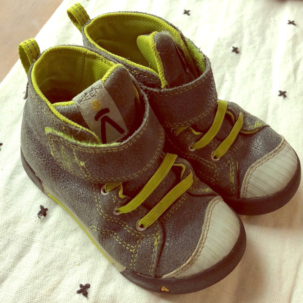 Keen Kid’s Encanto Scout High Top Sneaker
